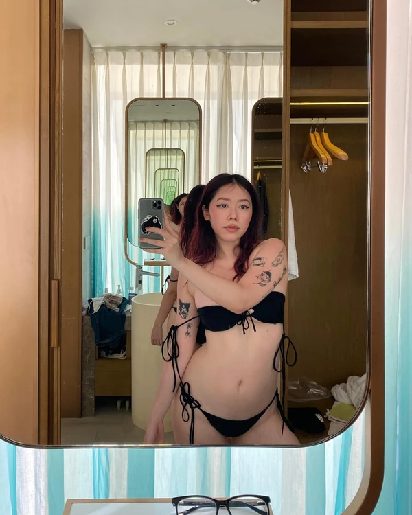 Hình Phí Hồng Hà leak OnlyFans gợi cảm hấp dẫn