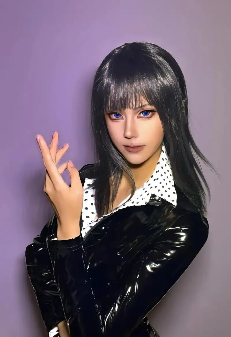 ảnh nico robin cosplay sắc sảo