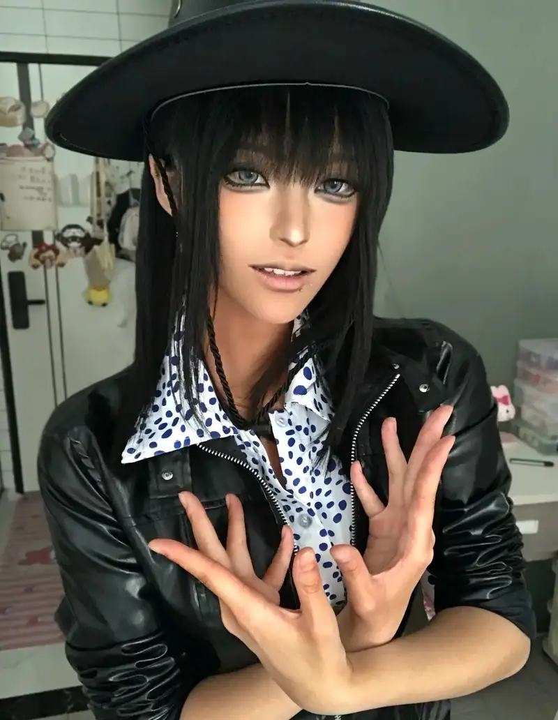 ảnh nico robin cosplay tạo hình đẹp