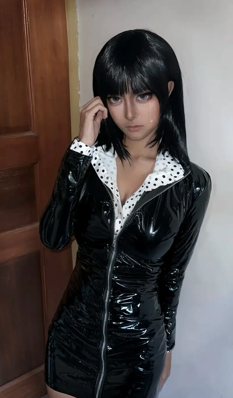 chi tiết ảnh nico robin cosplay