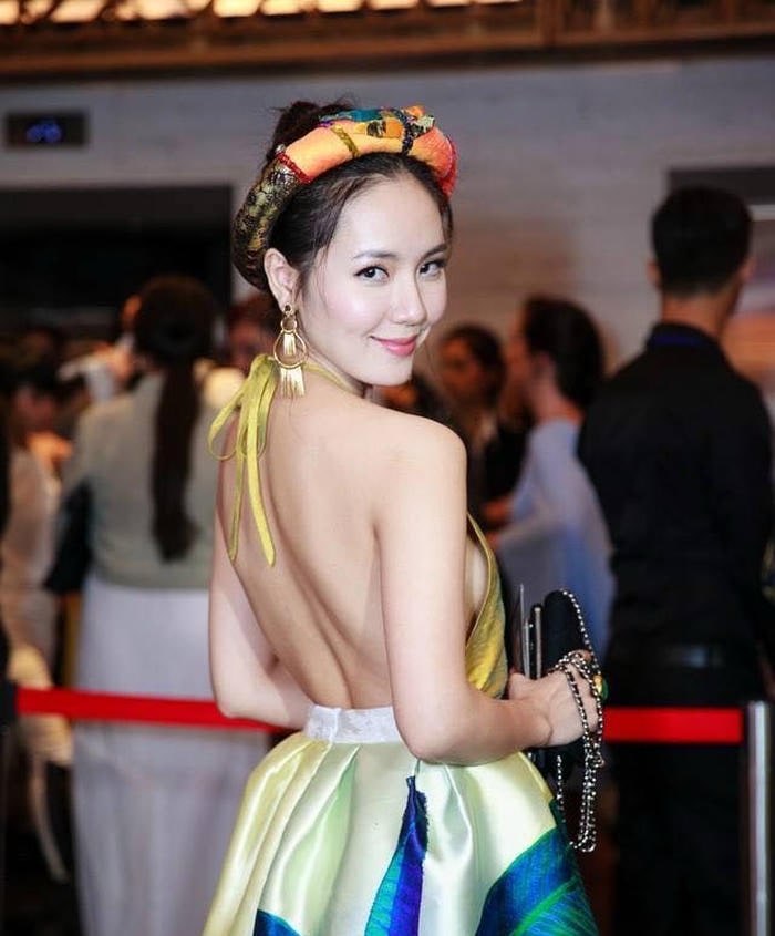 vóc dáng phương linh bikini cuốn hút