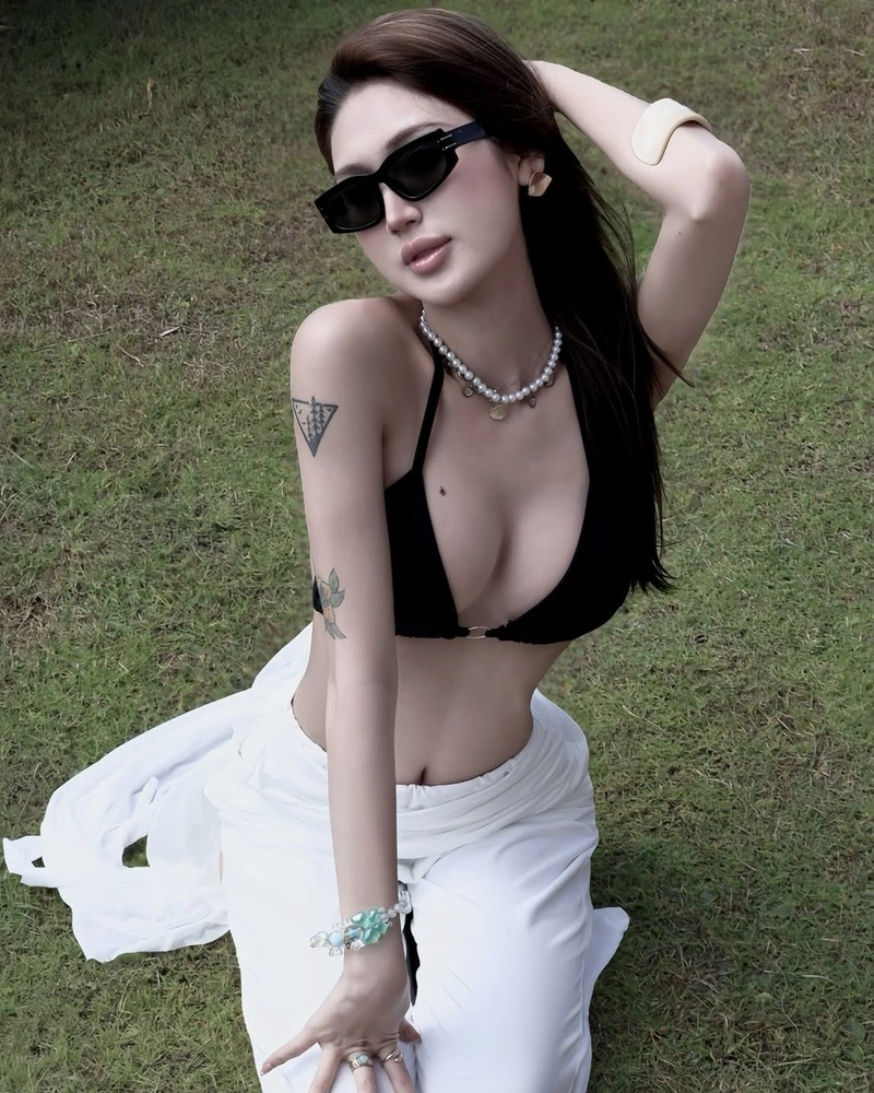 Ảnh DJ Vy Chila không che mông căng cực phẩm
