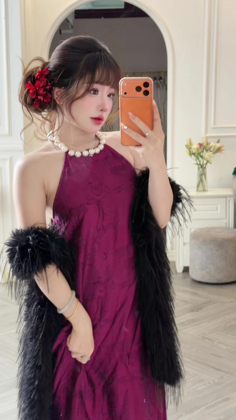 Ảnh TikToker Quỳnh Mai gợi cảm không che