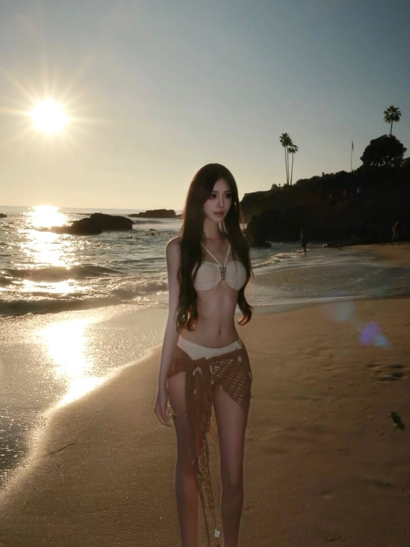 Ảnh gái xinh TikTok mặc bikini vòng ba quyến rũ