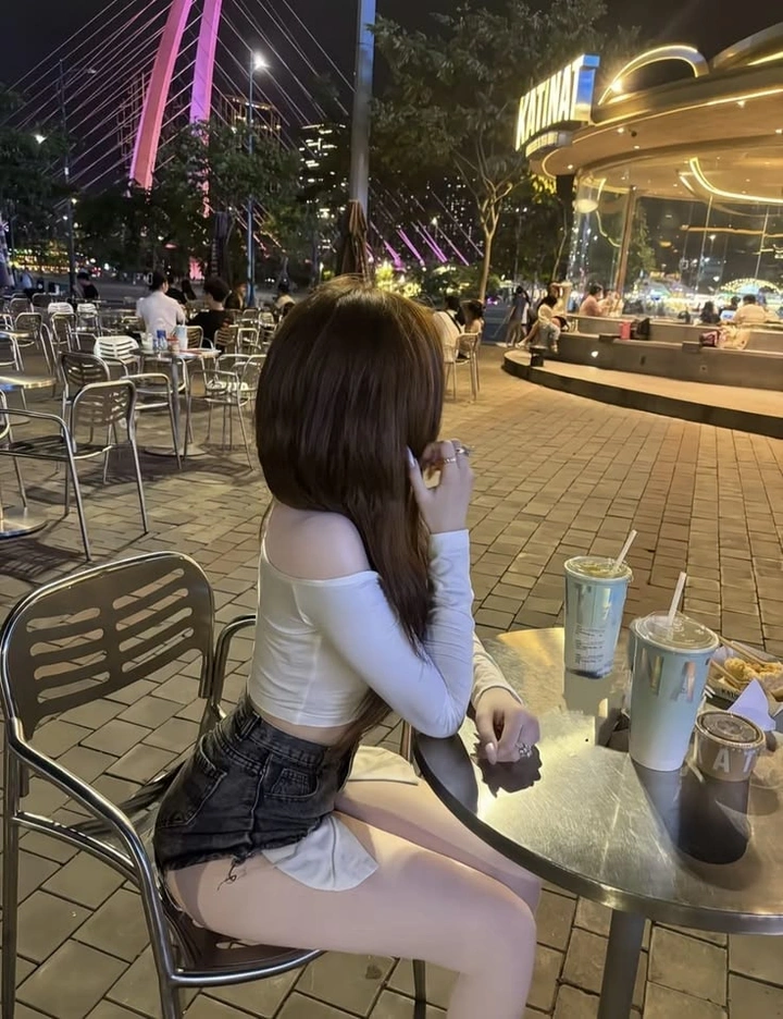 Ảnh girl phố cuốn hút nổi bật