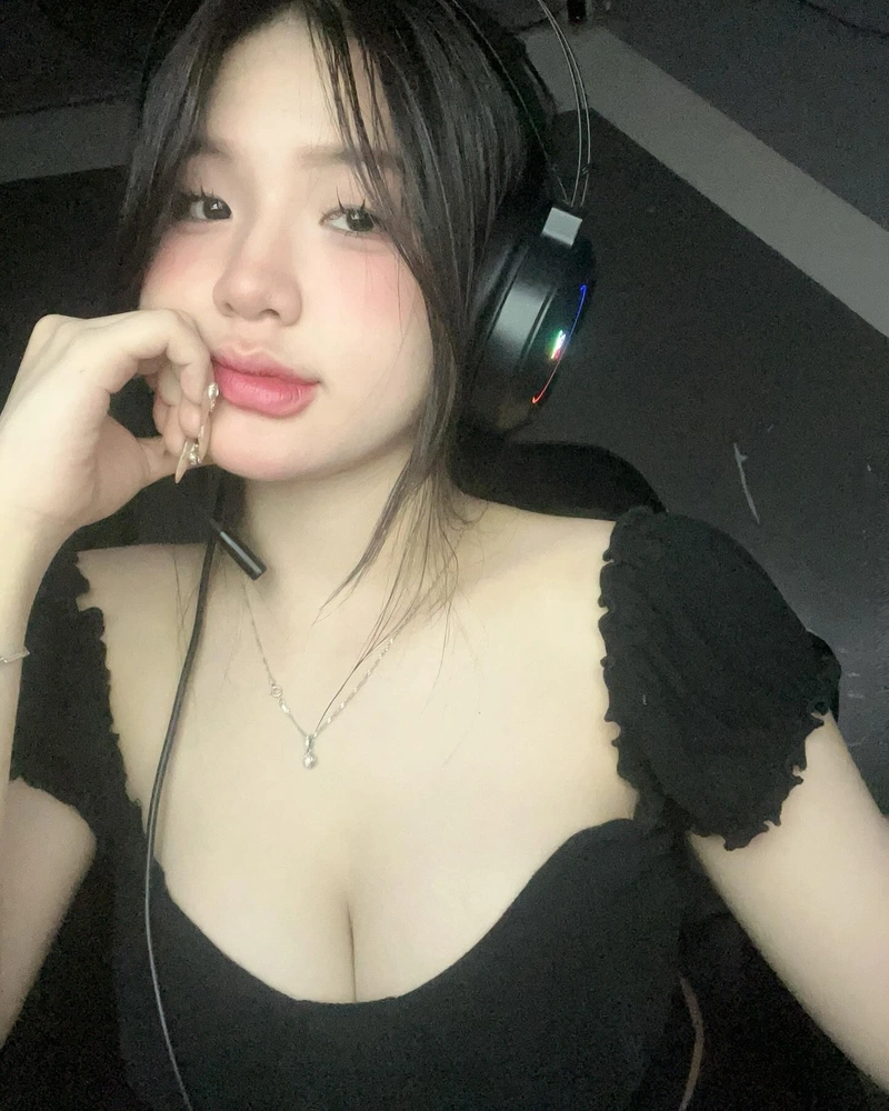 Ảnh nude Lan Xinh Yêu Lanhxinhyeu06 không che siêu phẩm