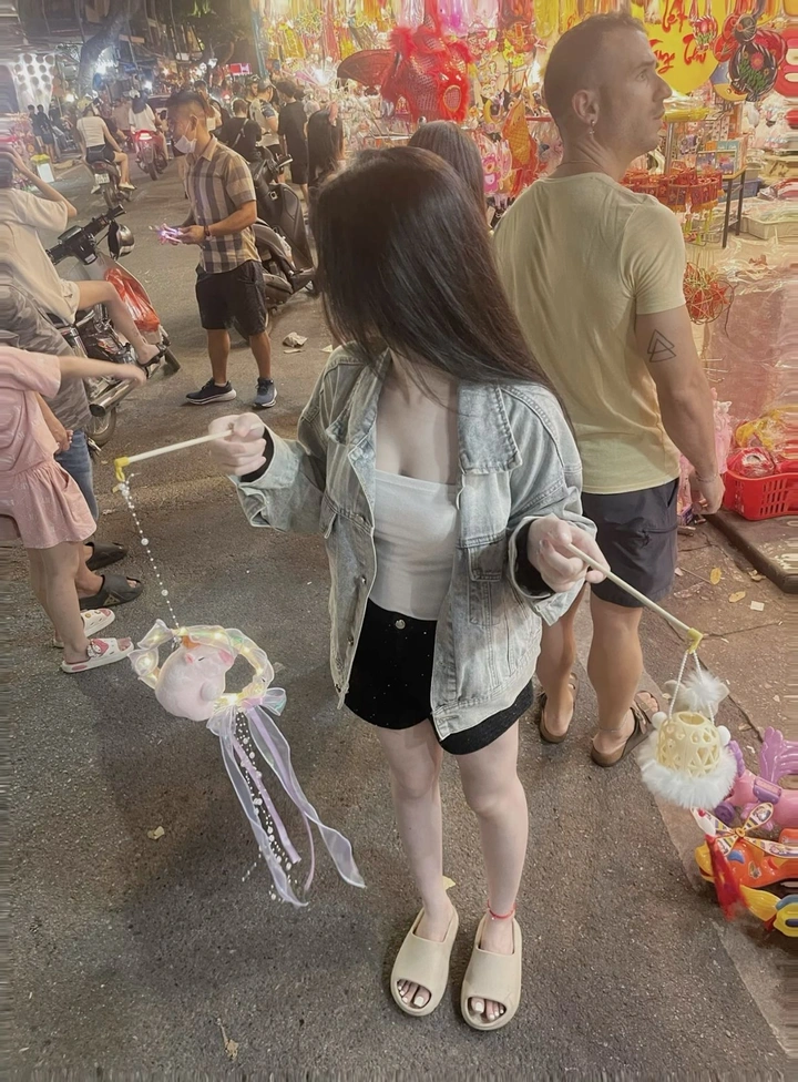 Girl phố xinh xắn đáng yêu