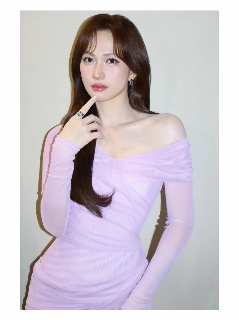 Hình Phương Anh Đào bikini gợi cảm đầy cuốn hút