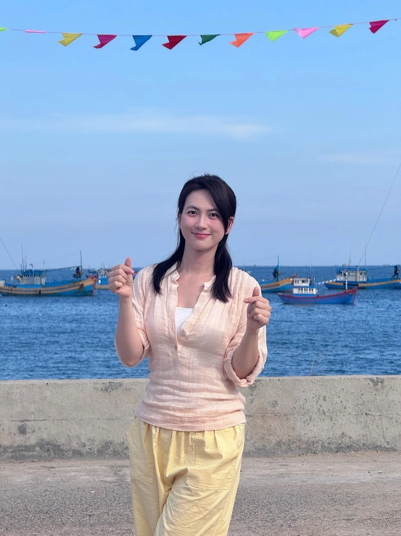 Hình Phương Anh Đào bikini nóng bỏng đầy gợi cảm
