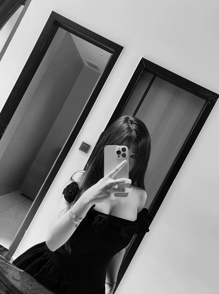 Hình phố girl quyến rũ nổi bật