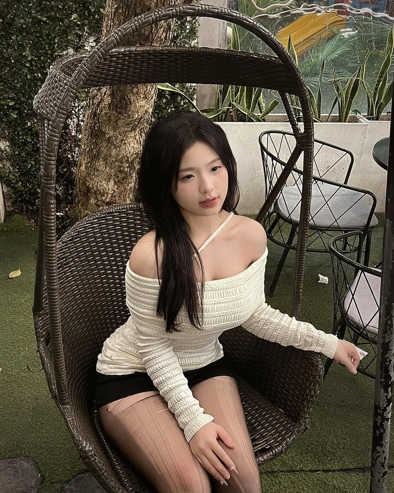 Lanhxinhyeu06 lột đồ khoe hàng gợi tình