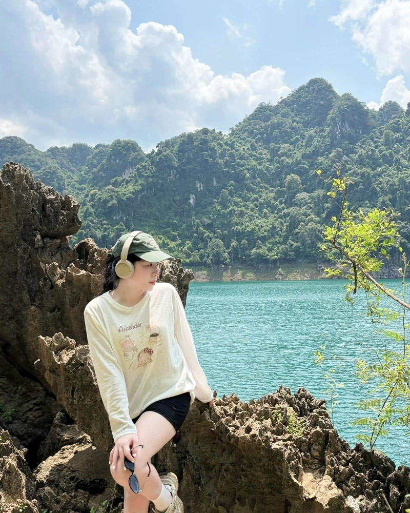 Nguyễn Ngọc Quỳnh nude show hàng vòng một khủng