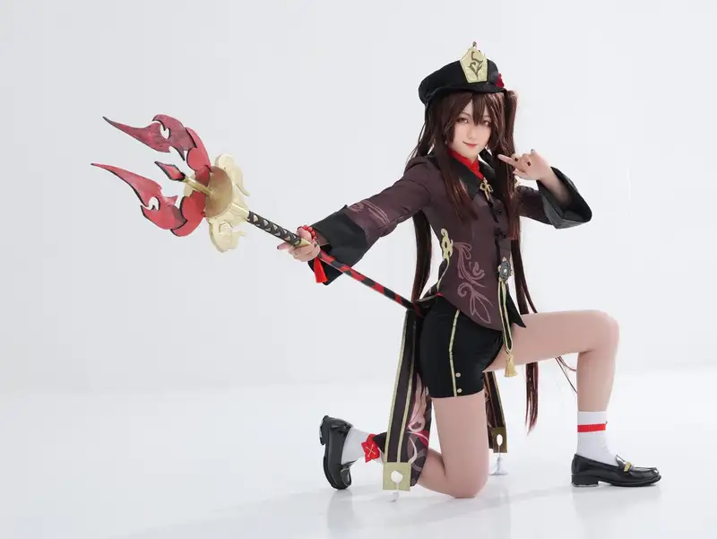 Phong cách Genshin Impact qua ảnh Hutao cosplay